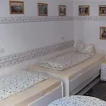 מלון Heinzelmaennchen 2*