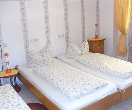 Hotel Heinzelmaennchen 2*
