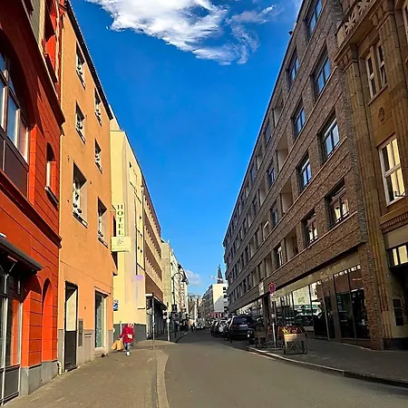 Heinzelmaennchen Отель Кёльн