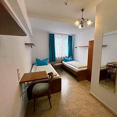Heinzelmaennchen Hotel 2*