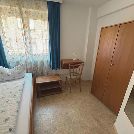 Heinzelmaennchen Hotel 2*