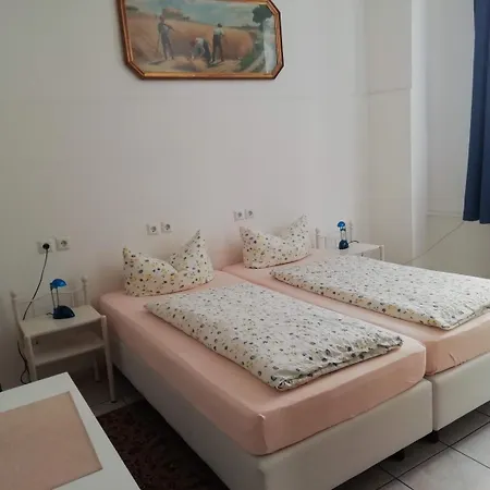 Heinzelmaennchen Hotel 2*