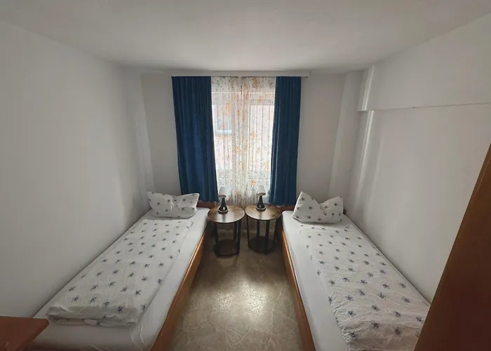 Hotel Heinzelmaennchen Cologne